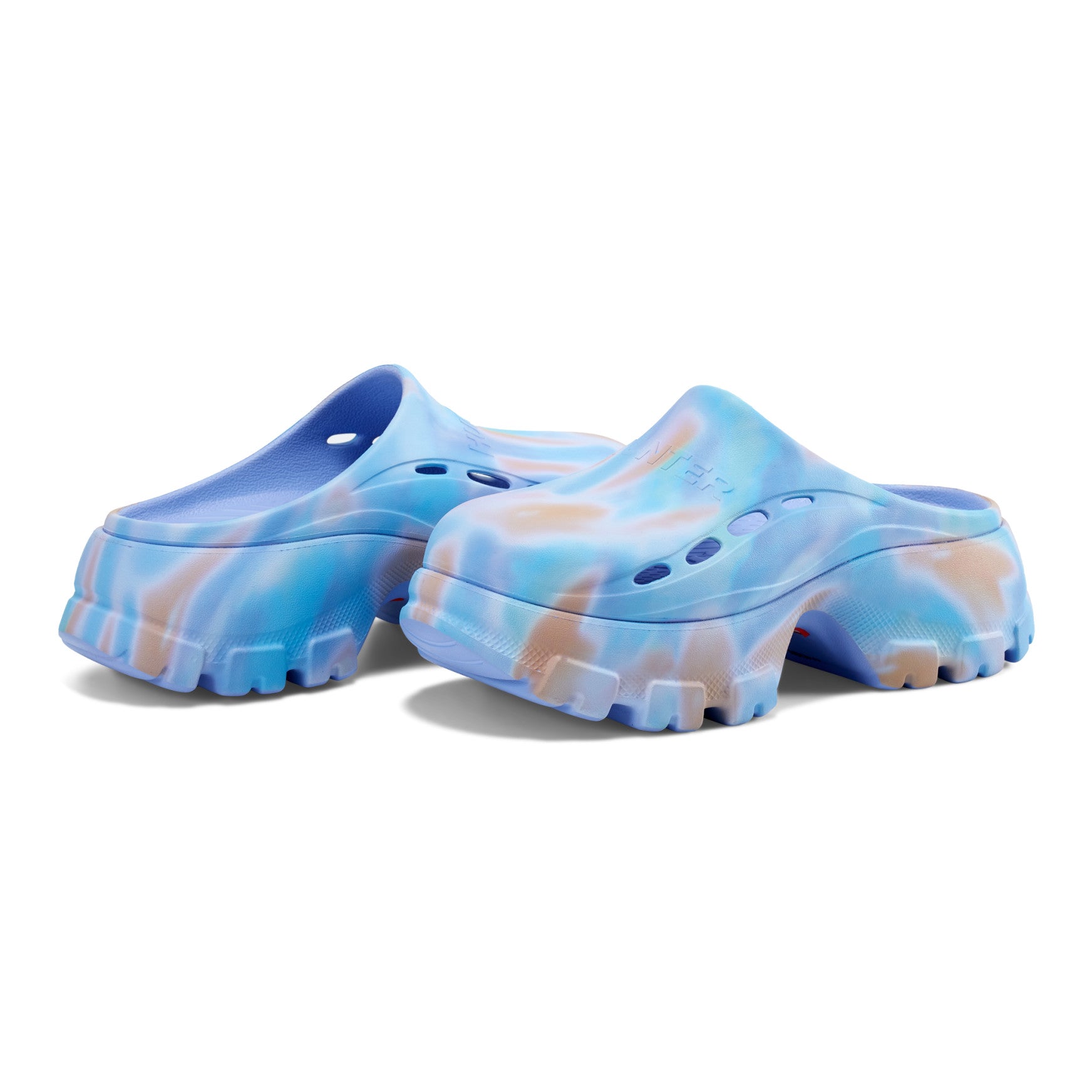 Women's Bryce Slip-on Closed Toe Casual Clogs - Image 7